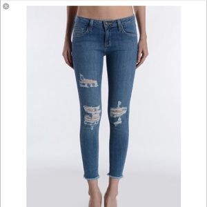 Just Black Distressed Frayed Hem Mid Rise Size 26